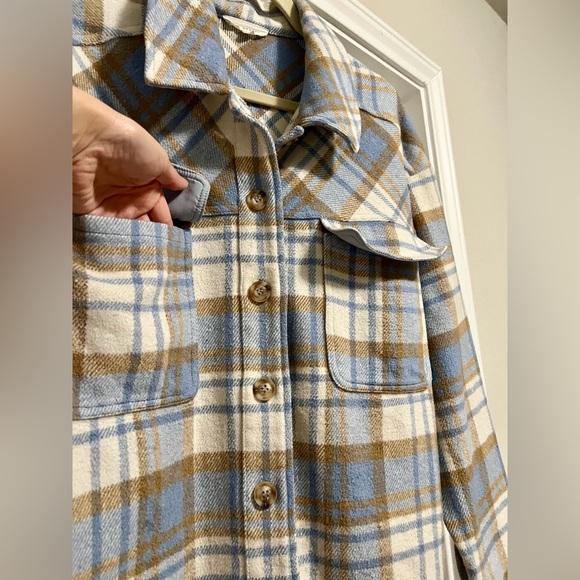 La Hearts Blue and Tan Plaid Utility Jacket Confy Cozy Cabincore Shacket - Picture 5 of 7